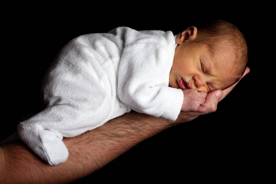 Co potrafi 3-miesięczne dziecko film jako pomoc w obserwacji rozwoju malucha
